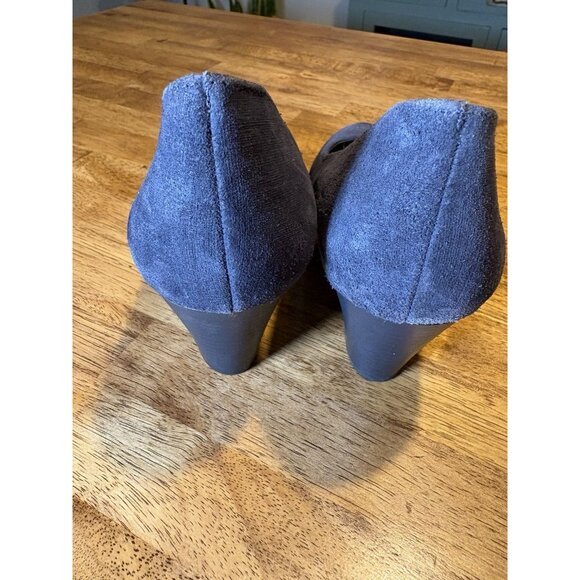 NURTURE Blue 3" Block Heel Suede Quiet Luxury Old Money Classic Pumps Size 9 - Picture 4 of 7